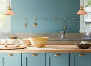 benjaminmoore-colortrends-2021-aegeanteal-1602706610